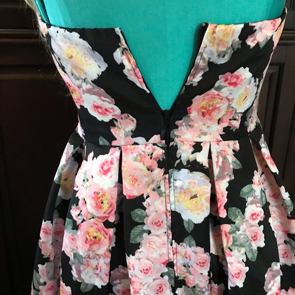 B. Darlin Formal/Prom Dress Cinderella Ball Gown Size 3/4 S Quinceañera Floral - Picture 14 of 16